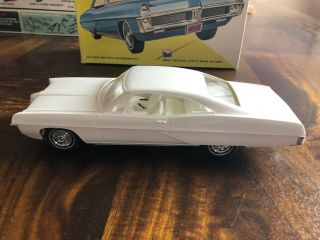 Rare Vintage MPC 1967 Bonneville Pontiac H.  T.  1/25 Model Car Built 2