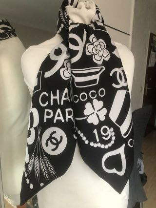 Authentic Chanel Logo Black White Color 100 Silk Scarf 35”35