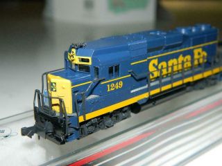 Atlas N Scale 4732 Emd Gp30 Santa Fe Locomotive Rd 1249 Vtg/nos