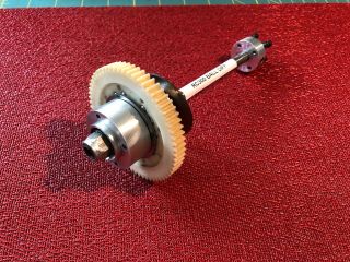 VINTAGE ASSOCIATED RC300 COMPLETE BALL DIFF ASSEMBLY W/63T GEAR 2850.  RARE 2