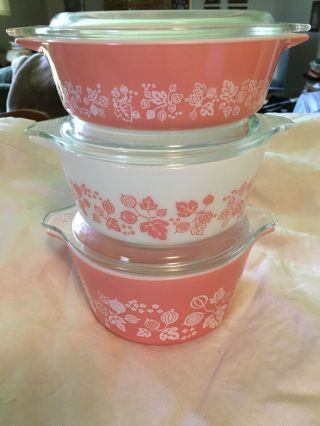 Vintage Pink Pyrex Gooseberry Casserole Dishes 471 472 &473 Near