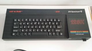 Vintage Sinclair 128K ZX Spectrum,  3. 2