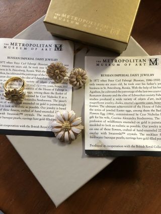 Stunning Metropolitan Museum Mma Imperial Daisy Set Brooch Earrings Ring Box
