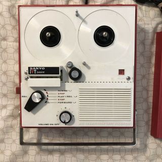Vintage Sanyo Reel To Reel Tape Recorder JR Player Portable 2