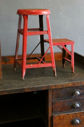 Vintage Red Step Stool Metal Folding Rustic Milking Stool Farmhouse Kitchen Old