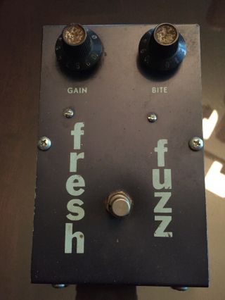 Seamoon Fresh Fuzz With Vintage Fuzz Face Internals Guitar Effect Pedal