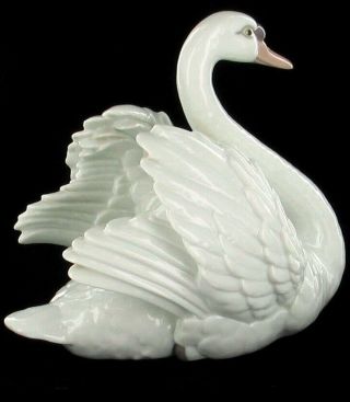 Vintage Lladro 5231 Huge Swan With Wings Retired Glossy Figurine Huge 4