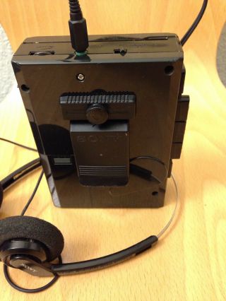 Vintage SONY Walkman WM - 41 Stereo Cassette Player w/ Headphones Japan 5