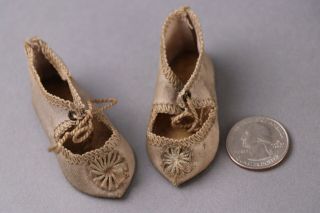 Antique French / German Doll Shoes With Rosettes