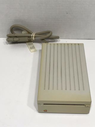 Vintage APPLE II GS Computer With Apple 3.  5 Drive and Apple 5.  25 Drive 7