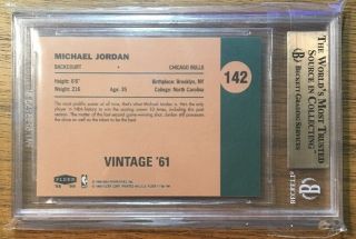 1998 - 99 FLEER VINTAGE ‘61 MICHAEL JORDAN THE PERFECT 10 BGS 10 PRISTINE POP 1/1 2