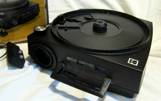 Vintage 1978 Kodak Carousel 760H Slide Projector w/ Remote Control Great 3