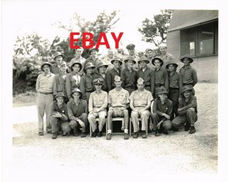 Wwii Rare 8x10 Press Photo Of Us Naval Group Photo Guam Cincpoa Nimitz Hq Look