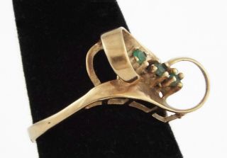 1960s - VINTAGE 10K ROSE GOLD w/ 3 EMERALDS MODERNIST RING - Size 7.  5 - Hallmark 4