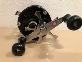 Abu Garcia Ambassadeur 5500 Striper Fishing Reel Reels Vintage 4