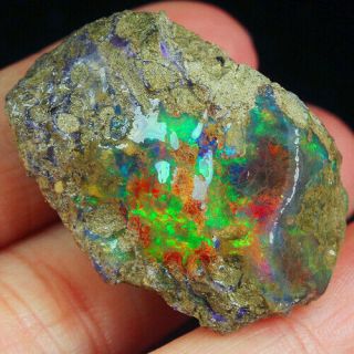 84.  1ct Natural Ethiopian Crystal Black Opal Play Of Color Rough Specimen Ysjg829