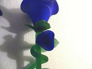 Two Vintage Hand Blown Art Glass Blue Flower W/Green Stem Candle Holders 4