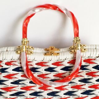 Vintage Purse by Simon Lucite Handles 4th July Red White Blue Woven Wicker 2