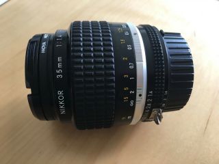 Nikon Nikkor 35mm F/1.  4 Ai - S Lens.  Rarely,  Box,  2 Caps,  52mm Filter