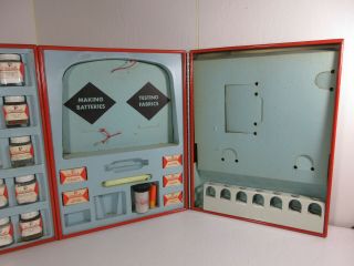 Vintage Rare LARGE Porter Chemcraft No.  615 4 - Panel Chemistry Set Metal Cabinet 2
