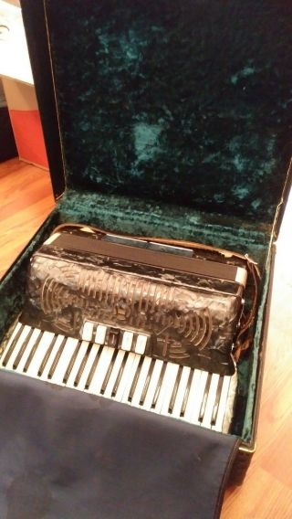 Rare 1940 ' s Zenith Professional 41/120 Accordion Made in Italy w/Case 9