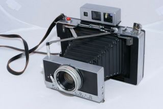 Vintage Polaroid 180 Instant film camera,  Lens shutter settings. 2