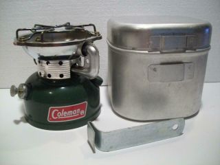 1975 Vtg Coleman Camp Stove Model 502 Complete With Case Maybe N.  O.  S.