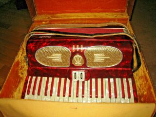 Vtg Red White Casalli Accordion 1272 Made In Italy Faux Alligator Leather Case