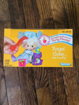 1984 KENNER STRAWBERRY SHORTCAKE DOLL PARTY PLEASER ANGEL CAKE PET SOUFFLÉ SKUNK 5