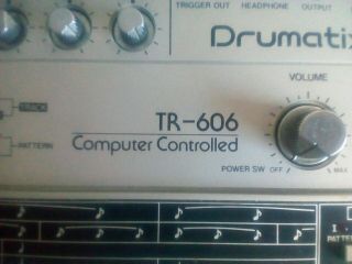 Roland TR - 606 Drumatix Computer Controlled Vintage Analogue Drum Machine 3