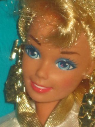 1993 HOLLYWOOD HAIR Barbie Deluxe Play Set w/ Long Blonde Hair 10928 NRFB 4