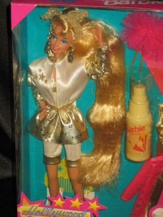 1993 HOLLYWOOD HAIR Barbie Deluxe Play Set w/ Long Blonde Hair 10928 NRFB 6