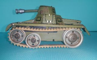 VNTG.  TANK GAMA D.  R.  G.  M TIN MILITARY TOY WIND UP GERMANY DDR GDR METAL RUBBER 4