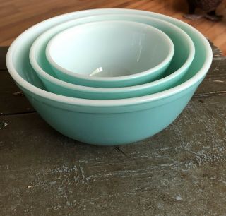 Set Of 3 Vintage Pyrex Turquoise Aqua Mixing Bowls 401,  402,  403