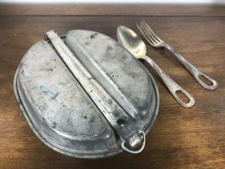 Wwii Us Army M.  A.  Co.  Mess Kit W/ Fork And Spoon Dated 1942