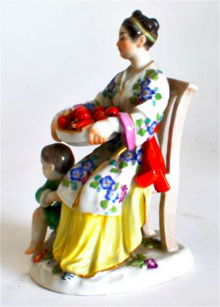 MEISSEN RARE FIGURINE CHINESE LADY & WITH TRAY OF PEARS MODEL NO:2645 5