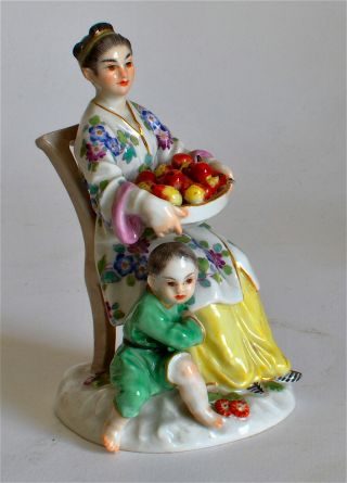 MEISSEN RARE FIGURINE CHINESE LADY & WITH TRAY OF PEARS MODEL NO:2645 9