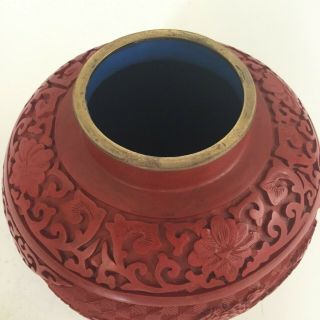 VINTAGE CHINESE HAND CARVED CINNABAR RED LACQUER VASE URN JAR WITH LID 7 