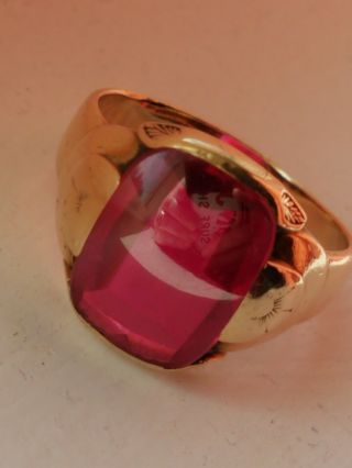 Vntg.  Art Deco hand made Size 12 Men ' s 10 Karat Gold Ring With Manufactured Ruby 3