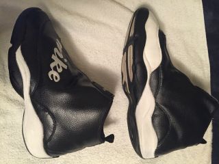 Nike Son Of A Glove Gary Payton’s Black / White Vintage Size 12