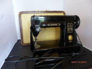 Vintage Singer 301 Sewing Machine With Case - Na117720