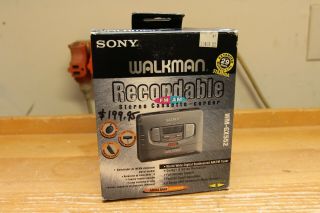 Vintage Sony Walkman Radio Cassette Player Recorder Wm - Gx552 Vg,