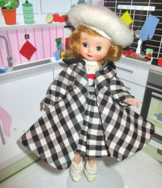 1st Series Vintage Betsy Mccall Doll In Town & Country