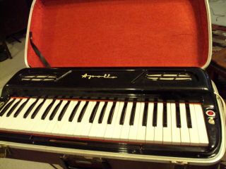 Vintage Apollo Electric Suitcase Organ,  1940s - 1950s,  Great Player Sounds Great 8