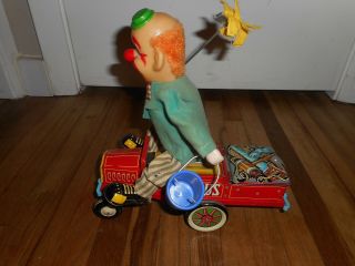 Vintage Alps Battery Operated Tin Charlie the Funny Clown Stop Go Car Toy 3