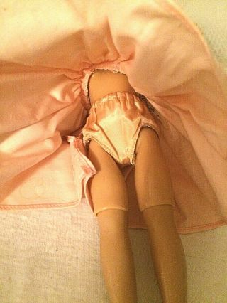 Vintage Vogue Jill Doll - Walker & Jointed Knees 4