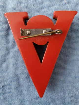 RARE World War II US Army Home Front Bakelite Plastic V Victory Pin Brooch 2