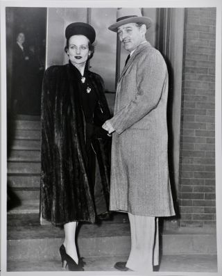 Clark Gable 7 vintage Photographs Carole Lombard Jack Conway John Barrymore Rare 2