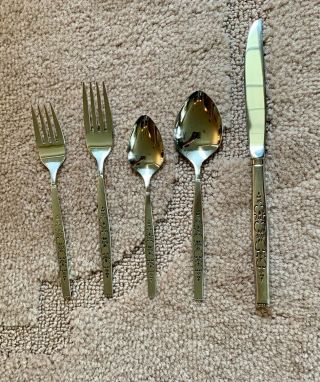 Vintage Wm A Rogers Oneida Premier Stainless Flatware Service For 12.  Spanada