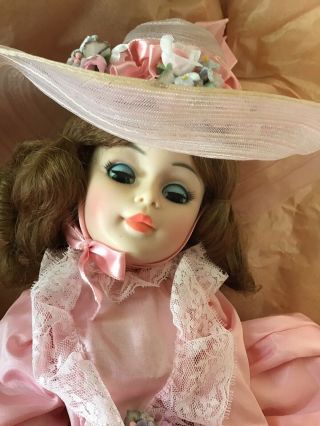 Vintage 21 " Magnolia Madame Alexander 1977 - 2297 Portrait Series